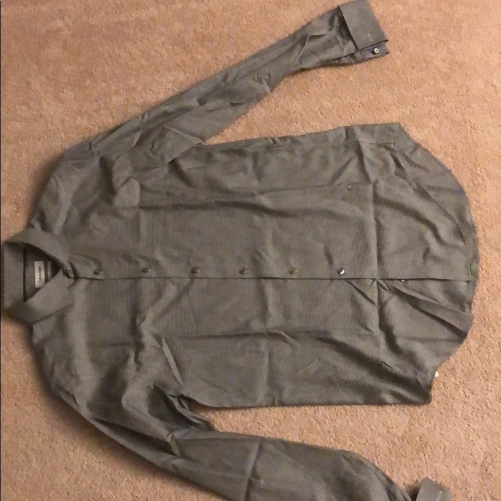 Calvin Klein Men’s Gingham Dress Shirt